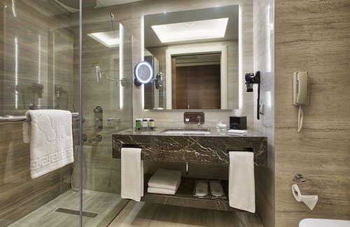 Ust Bostanci Hotel | Dedeman Bostancı