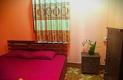 Pakse Bed & Breakfast | Dee-Dee's Guest House, Bed And Breakfast