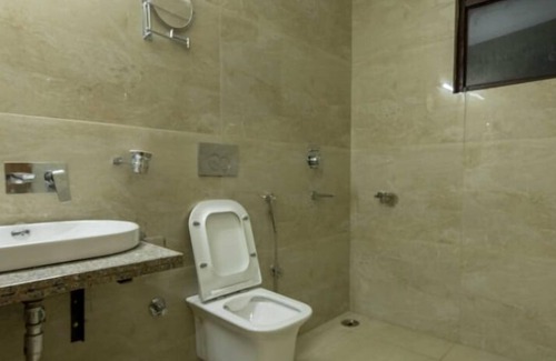 Kargil Hotel | Dee Grand Marq Hotel