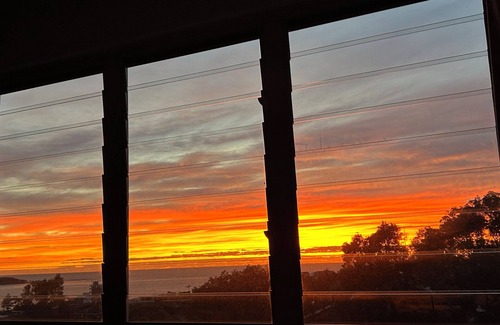 Dee Why House | Dee Why Luxury Family Home Sunrise to Sunset views.