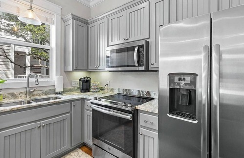 Seagrove Beach House | DEEDED BEACH ACCESS, 4BR/3BA, 2 pools, 4 min to sand, 1 min to shops & rest!