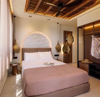 Agios Prokopios Apartment | Deep blue suites