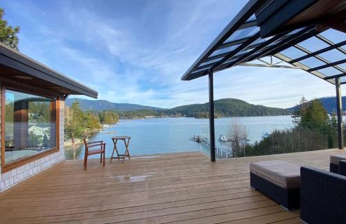 Dollarton Villa | Deep Cove Stunning Waterfront Whole House