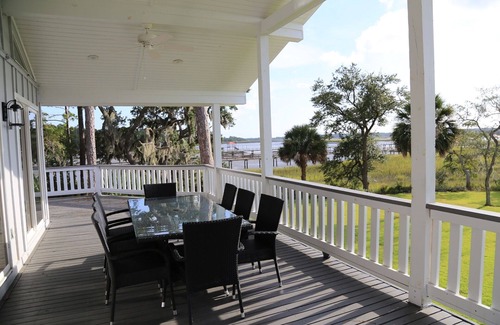 Beaufort House | Deep water paradise!