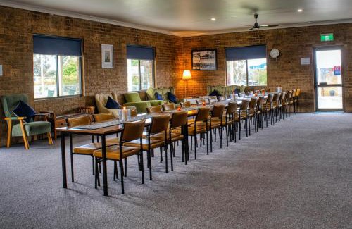 Deepwater Hotel | Deepwater Hotel