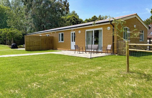 Abbess Roding Cottage | Deer Cottage 2 UK39332