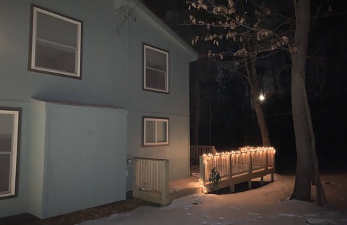 The Woods Cabin | Deer Crossing — Cozy comfort with hot tub and firepit