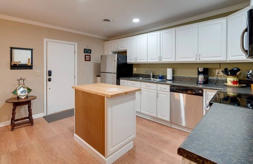 Lake Lure Cabin | Deer Meadow Cabin in Charming Lake Lure Community - NOW Welcoming Guests!