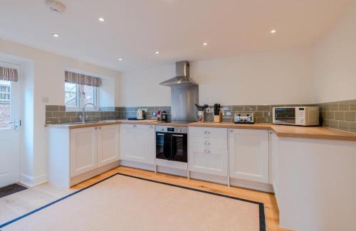 Lydney House | Deer Park Farmhouse