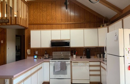 Terra Alta Cabin | Deer Ridge Cozy 2-Bed Cabin w/fire pit & fireplace