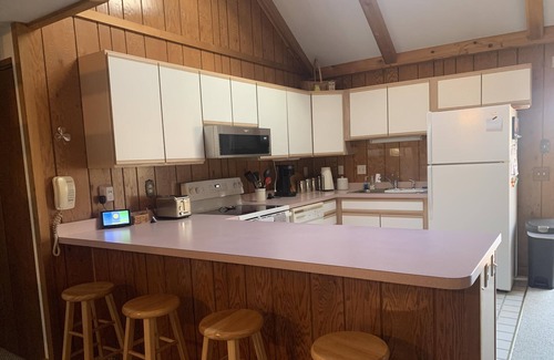 Terra Alta Cabin | Deer Ridge-watch the deer while relaxing in nature!