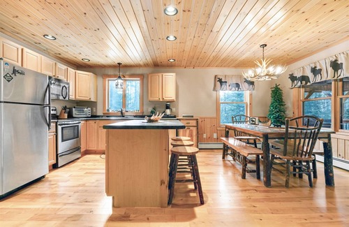 Greenwood House | Deer Run | 3 Bed, 2 Bath