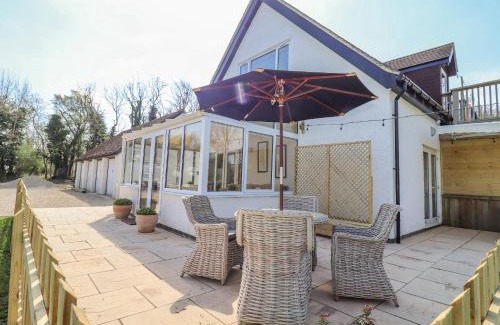 Stonesfield Apartment | Deer View