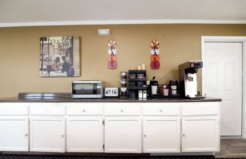 Blytheville Hotel | Deerfield Inn By Capital O Blytheville AR I55