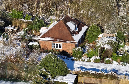 West Hoathly Cottage | Deerkeepers Cottage - luxurious and contemporary rural retreat