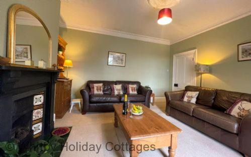 Whitby House | Deerness, 4star gold award 2024, Whitby