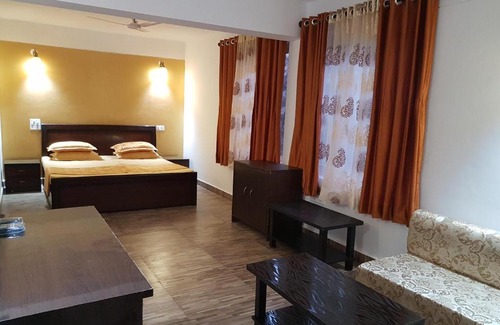 Vijraula House | Dees Cottage Naukuchiatal