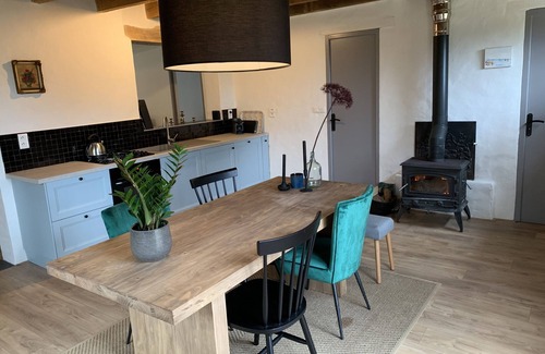 Sainte-Foy-de-Longas House | Deffé Dordogne - charming renovated house
