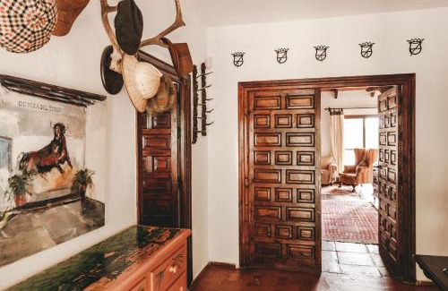 Puerto Real Villa | Dehesa de la yeguas-Casa rural con piscina a 15 min playas