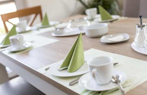Dorumer Neufeld Hotel | Deichhotel Grube