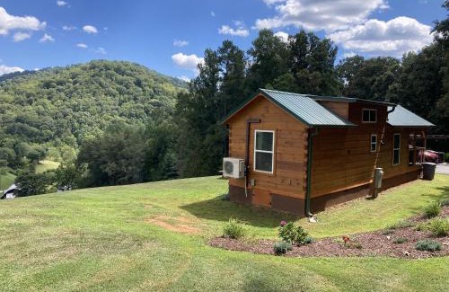 Mars Hill House | Deimos Cabin