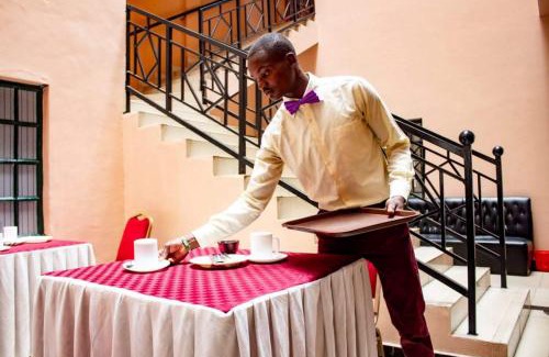Ngara Hotel | Deka B&B