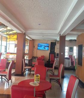Ngara Hotel | Deka B&B