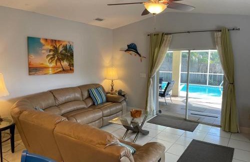 Naples Park Villa | Del Mar Villa