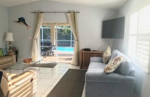 Naples Park Villa | Del Mar Villa