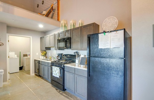 Del Norte Apartment | Del Norte Apartment w/Loft: Walk to Downtown!