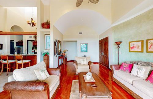 Esterillos Este Apartment | Del Pacifico Condo C7