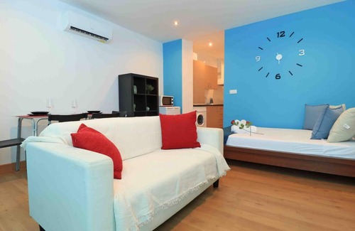 Lagunillas Apartment | Del Parque Flats Estudio Lagunillas