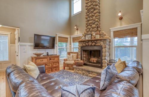 Manzanita House | Del Pine MCA 840 - Meredith Lodging