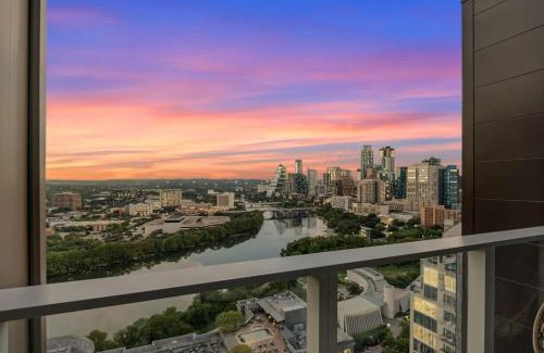Rainey Street Historic District Apartment | Del Rio at the Rainey District