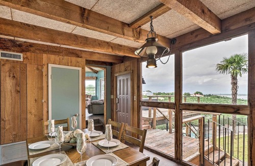 Amistad National Recreational Area House | Del Rio Home w/ Lake Views & Private Outdoor Pool!