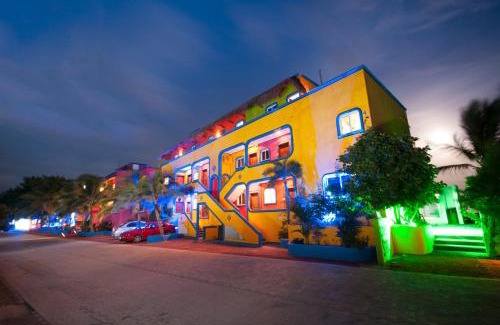 Akumal Hotel | Del Sol Beachfront