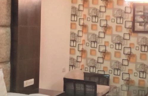 Paharganj Hotel | Delhi - Hotel City Height - Delhi NCR ID not accepted