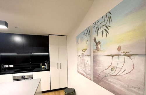 Dickson Apartment | Delicious in Dickson - 1bd 1bth