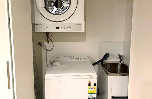 Dickson Apartment | Delicious in Dickson - 1bd 1bth