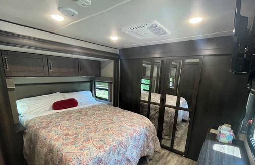 Counce House | Delightful 1 bedroom RV in Pickwick