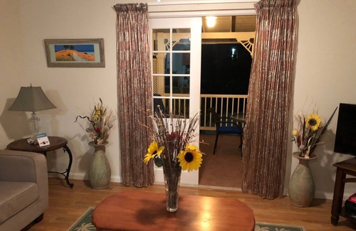 Vuemont Apartment | Delightful 2 Bed apt, sea & pool views to front & rear