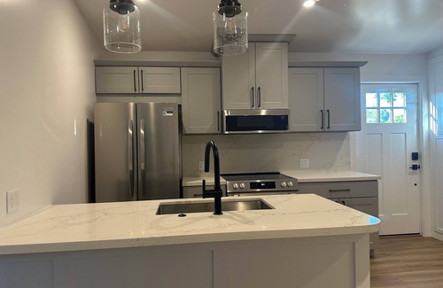 West San Jose Apartment | Delightful 2-bedroom 1-bath fully furnished ADU located in a quiet neighborhood