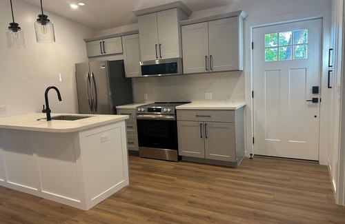 West San Jose Apartment | Delightful 2-bedroom 1-bath fully furnished ADU located in a quiet neighborhood