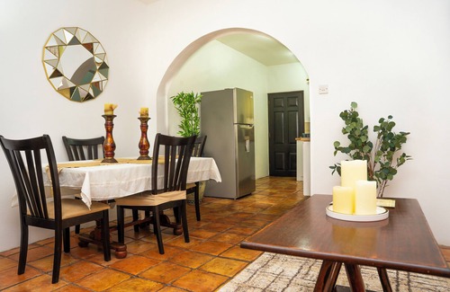 Ottleyʼs Apartment | Delightful 2-bedroom apartment with AC in Cayon at the historic Brighton Estate