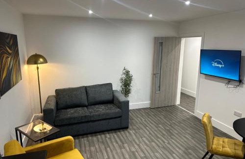 Long Eaton Apartment | Delightful 2-Bedroom Flat Perfect for City Adventurers