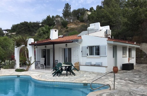 Tala Villa | Delightful, 2 bedroom, one storey villa with sea views, private pool & wifi