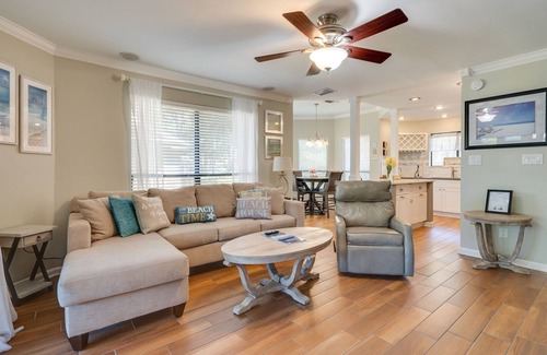 Miramar Beach House | Delightful 3 Bedroom Cottage in the Fairways with GOLF CART and Amenities!