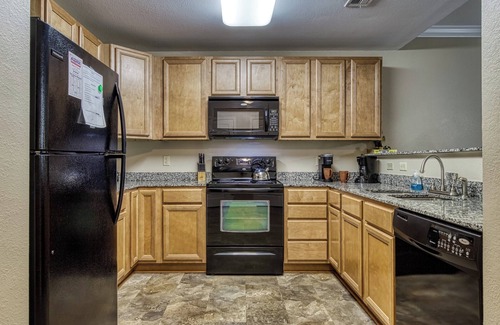 Pigeon Forge Condo | Delightful and Convenient Smoky Mountain View Condo! 2303