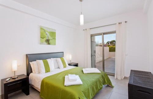 Vale de Parra Apartment | Delightful Apartment in Vale de Parra, Albufeira