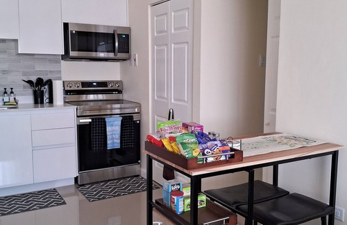 Portmore Apartment | Delightful, brand new, Bayfront apartment in sunny Portmore
